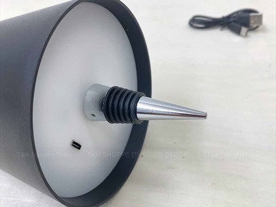 Đèn bàn chụp gắn chai rượu cảm ứng [3 Màu - 3 Chế độ đèn] 11x9cm LED-KHAC-03